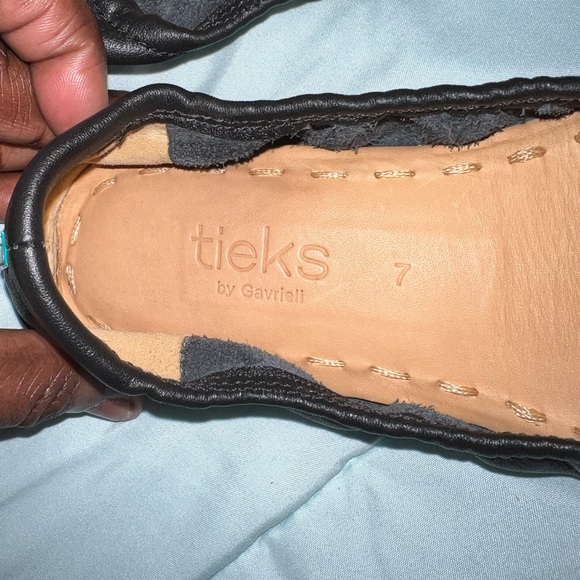 Tieks matte black ballet flats - Picture 6 of 7